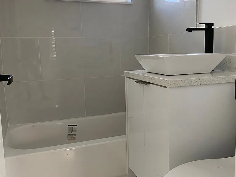 2190 SW 14th Ter — Photo 5