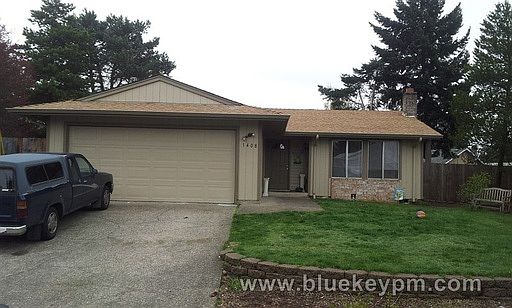 1st image of 1408 SE 140th Ct