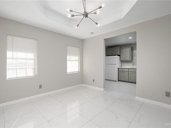 4th image of 4305 Jesenia St