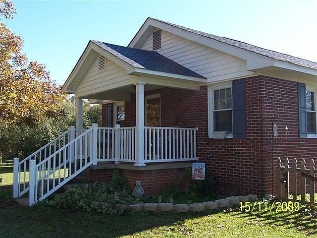 2nd image of 2427 Bonham Rd
