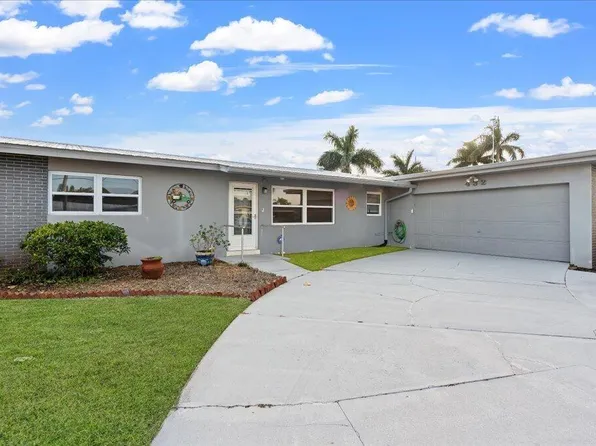 432 N Waterway Dr, Satellite Beach, FL 32937