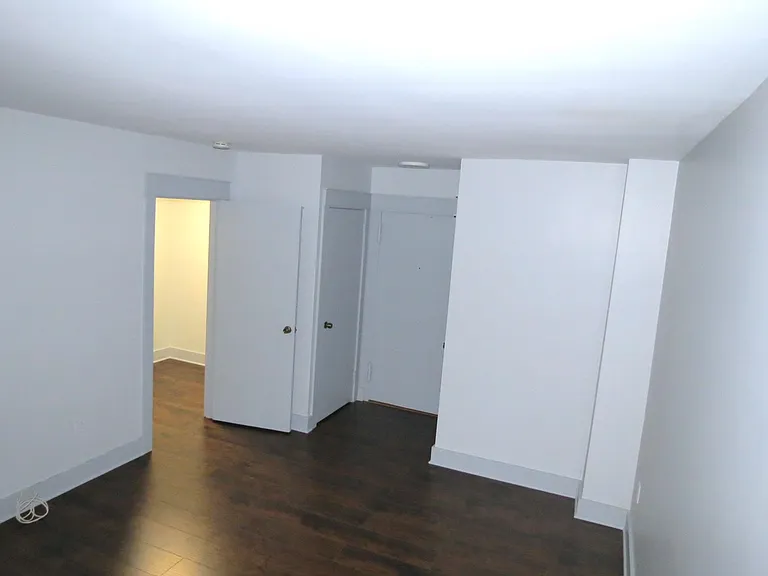 1111 Arlington Blvd #722 — Photo 8