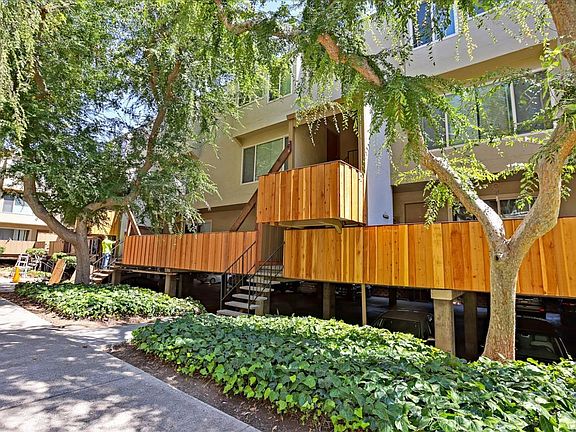 4th image of 490 Auburn Way APT 5