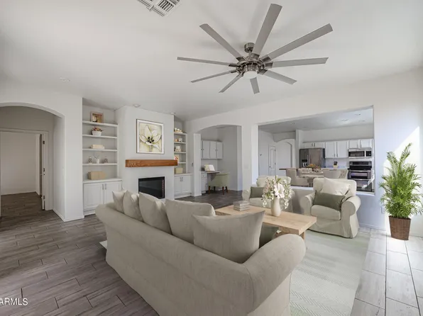 9475 W RUNION Drive, Peoria, AZ 85382