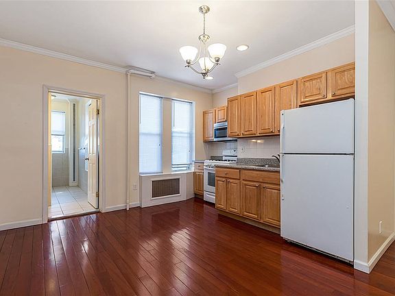 2nd image of 276 2nd St #1D