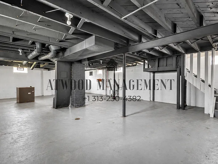 18437 Trinity St — Photo 12