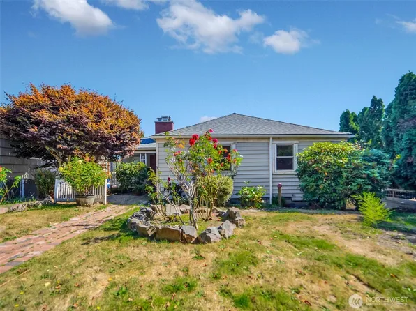 4044 39th Avenue SW, Seattle, WA 98116