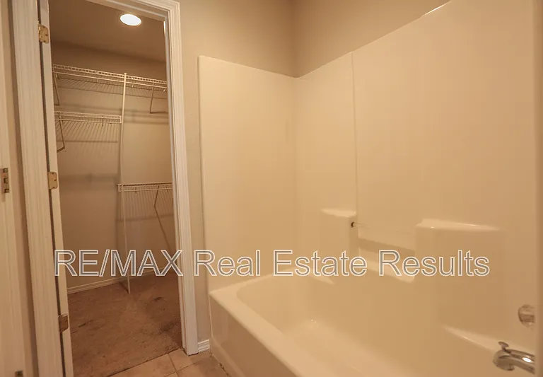 3509 SW Deerfield Blvd #1 — Photo 16
