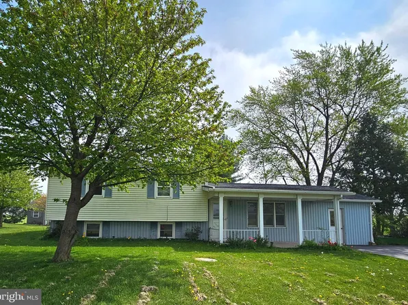 725 Littlestown Rd, Littlestown, PA 17340