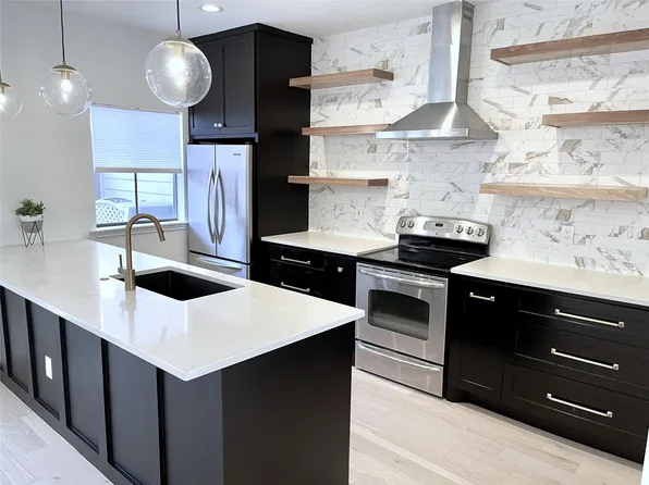 1201 McDuffie St Unit 151, Houston, TX 77019