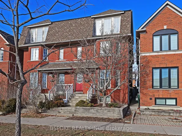 2066 Saint Clair Ave W, Toronto, ON M6N 5B9