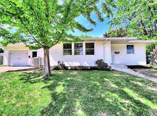 1406 Southland Ave, Oshkosh, WI 54902