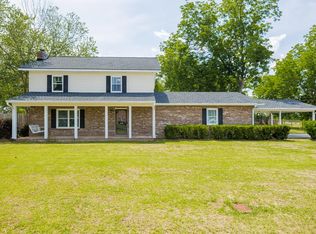 1008 Pecan St, Nashville, GA 31639