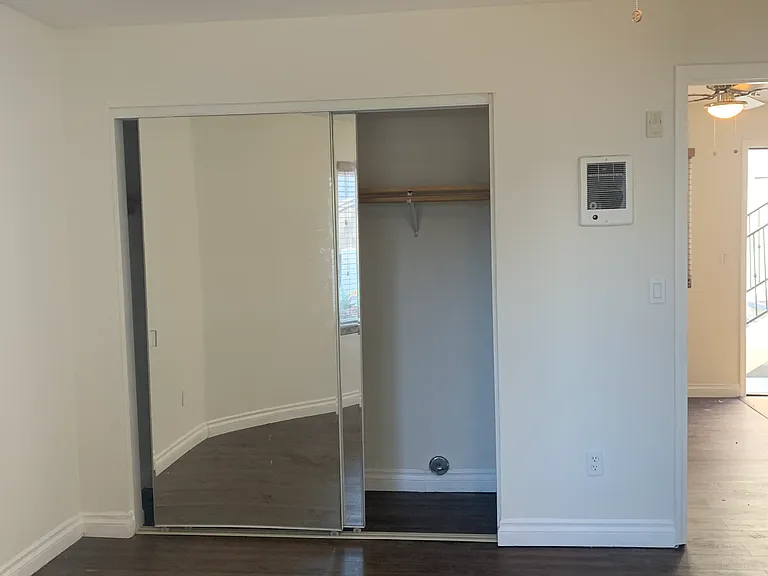 Cascadia Apartments — Photo 21