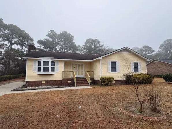 207 Singletree Dr, Greenville, NC 27834