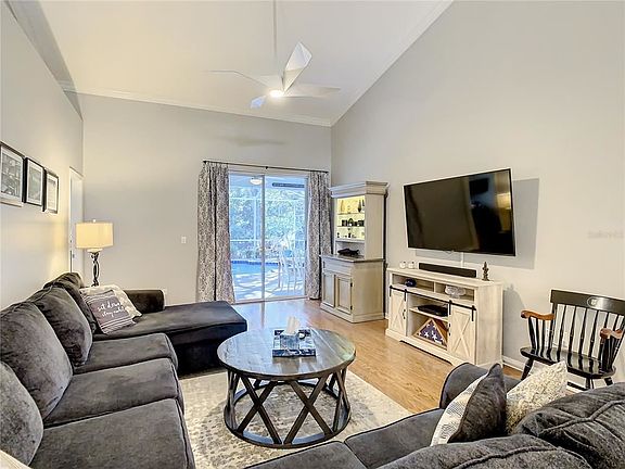 2nd image of 9468 Hunters Pond Dr