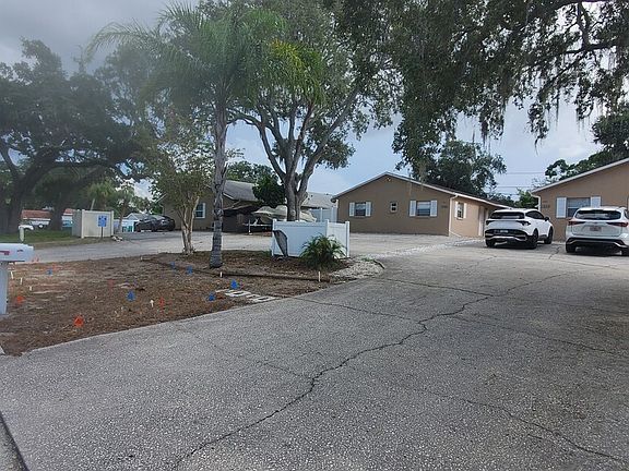 3rd image of 1066 Indiana Ave APT B