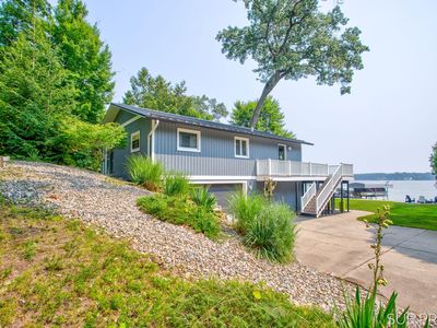 1485 E Hess Lake Dr, Grant, MI, 49327