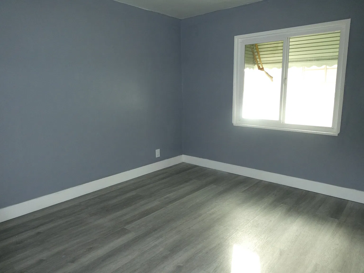 2 bed, 900 sqft, $2,500 — Photo 2