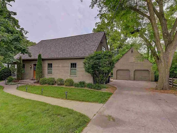 320 W Park Rd, Iowa City, IA 52246