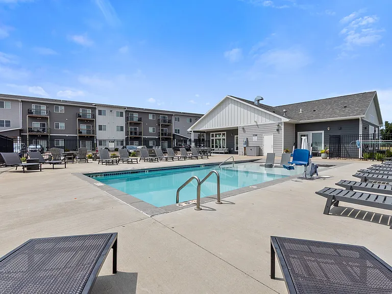 Sawyer Pointe — Photo 27