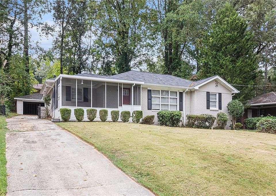 1st image of 2354 Woodhill Ln