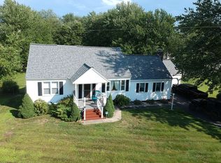 5 Lape Rd, Waterford, NY 12188
