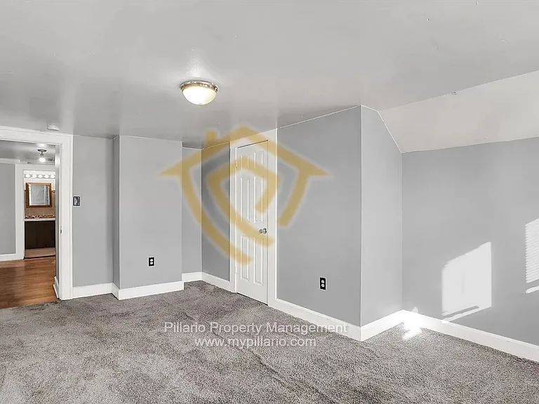 44 S Ewing St — Photo 13