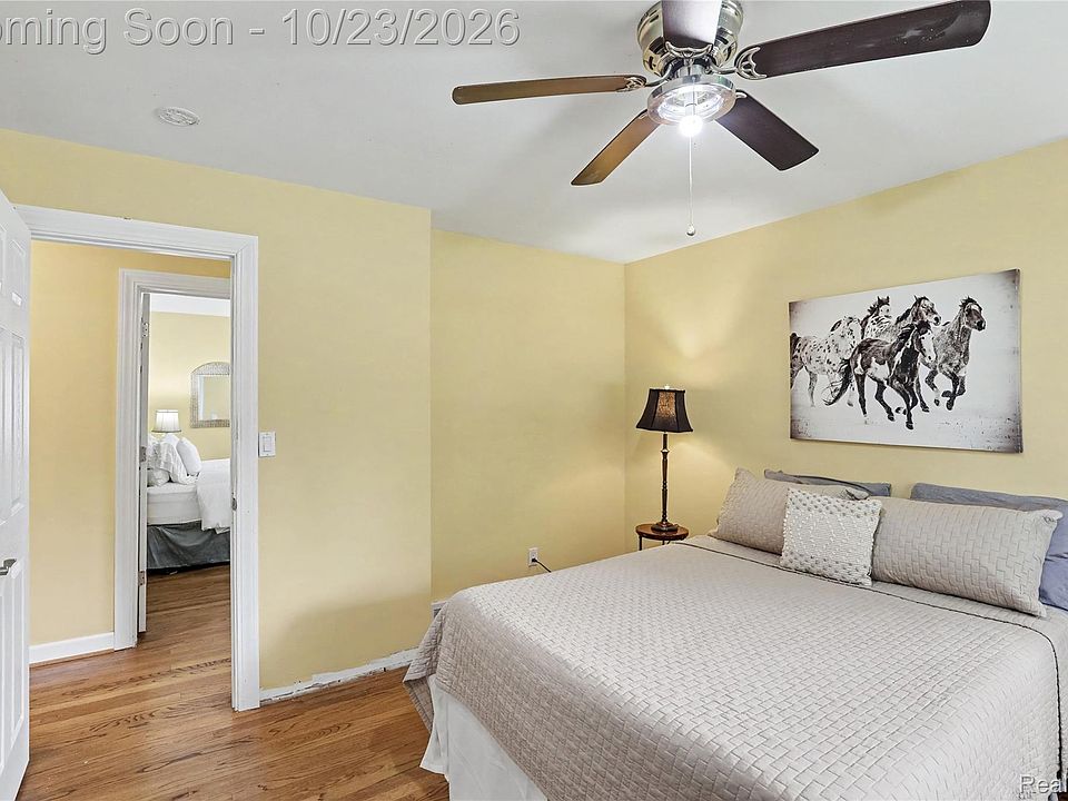 98 Edgelake Dr, photo 20