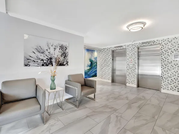 2671 S Course Drive #305, Pompano Beach, FL 33069