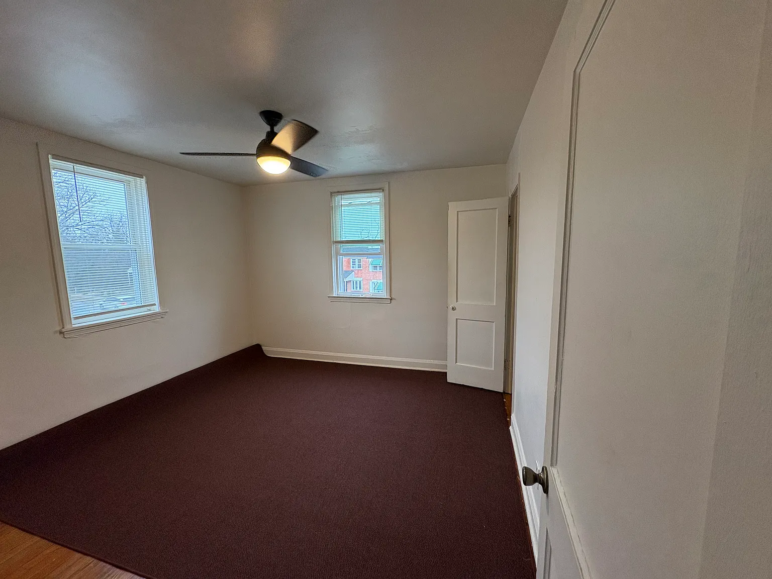 Edgecombe Cir S, Baltimore — Photo 1