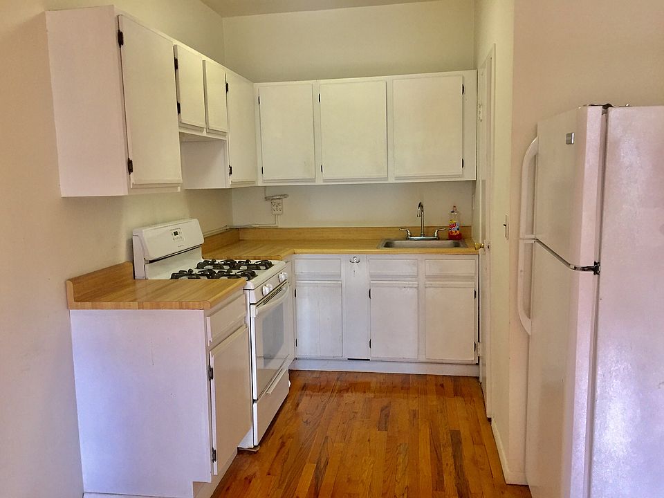 1st image of 572 Union St #754575