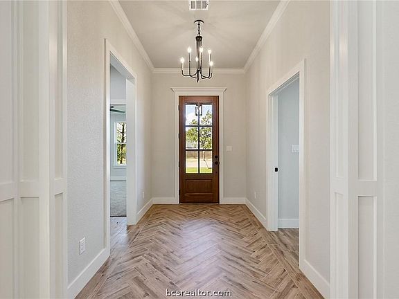 5th image of 1779 Blanco Bend Dr