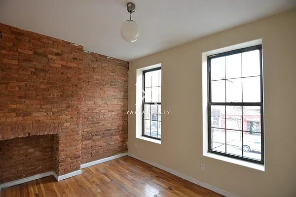 Rented by Yaffa Realty LLC | media 13