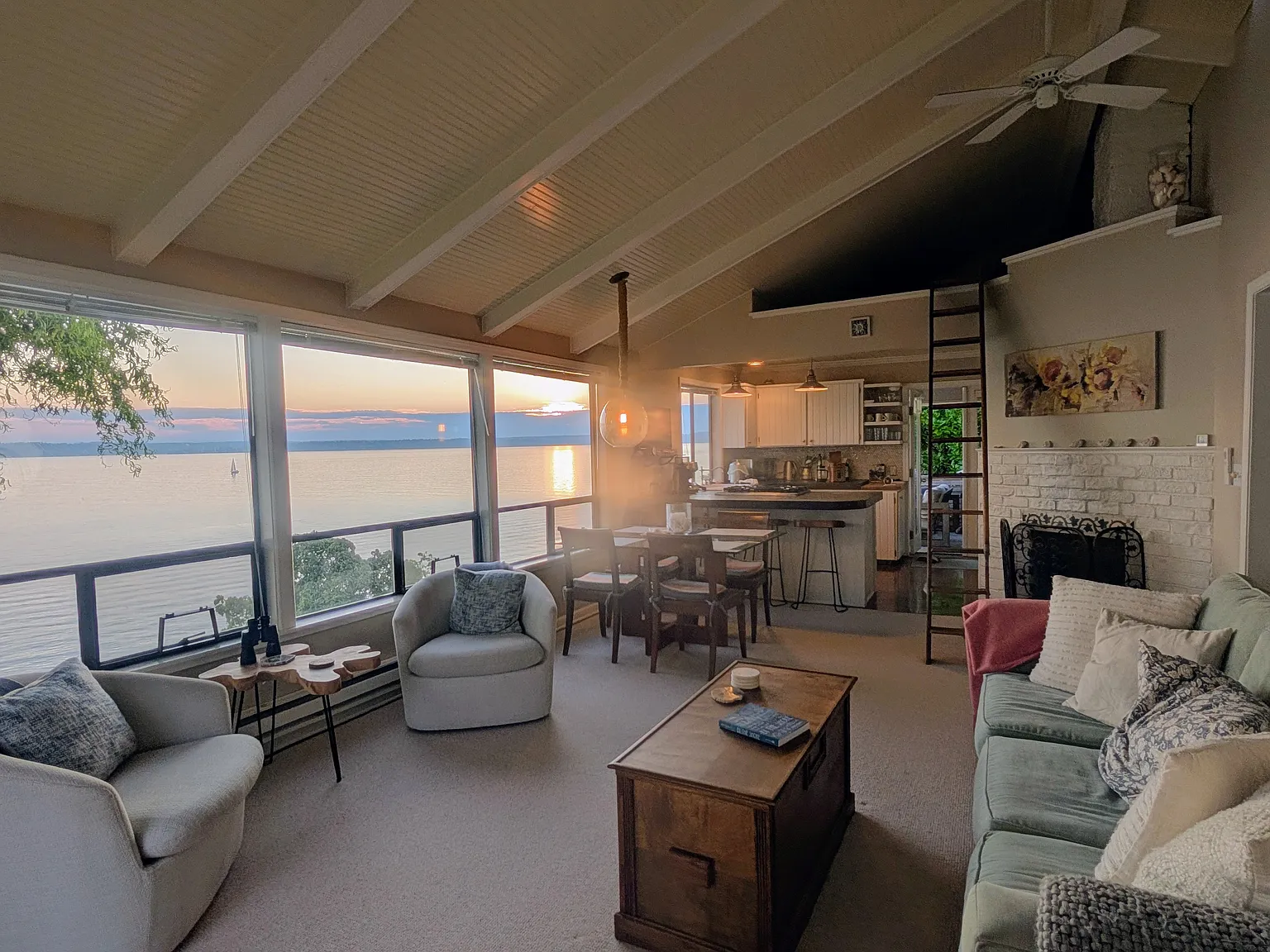 2 bed, 800 sqft, $6,000 — Photo 2