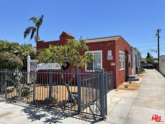 2nd image of 2728 Willow Pl
