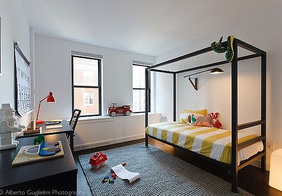 3rd image of 666 W End Ave #2KL