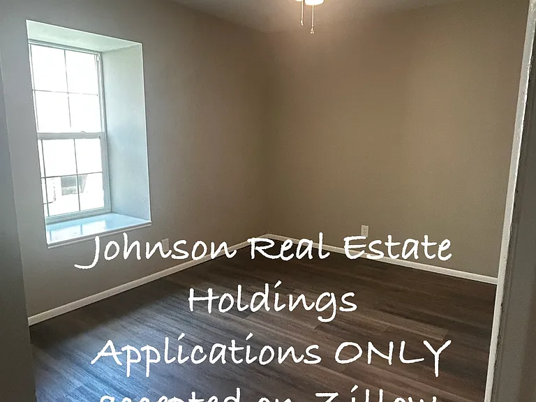 4715 SE Adams Blvd #909D — Photo 8