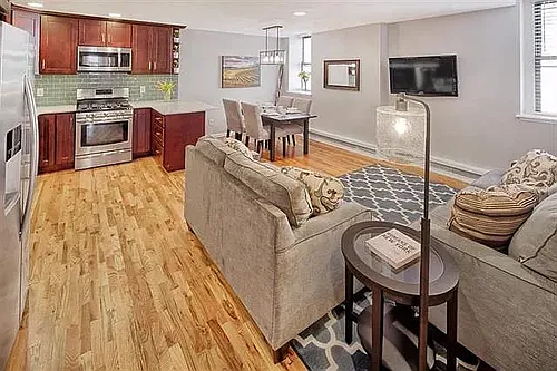 132 Adams St #1 Photo 1