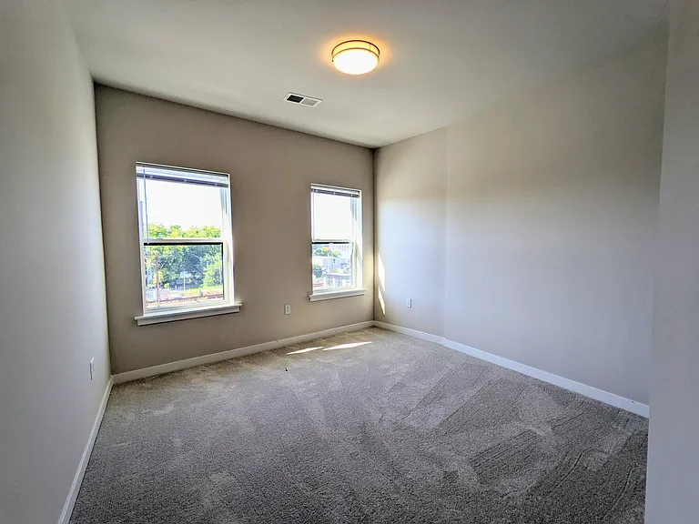 Riverview Terrace — Photo 24