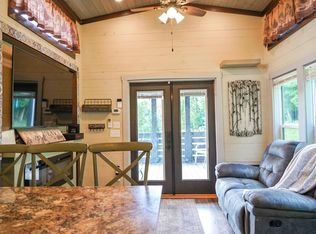 12805 N Pike Rd, Mount Perry, OH 43760