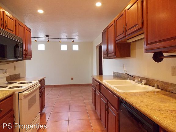 2nd image of 7613 Sandlewood Dr NW