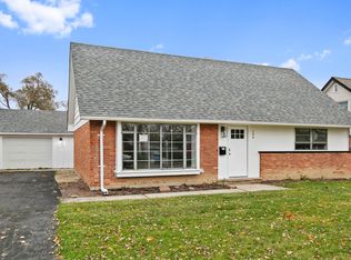 199 W Raye Dr, Chicago Heights, IL 60411