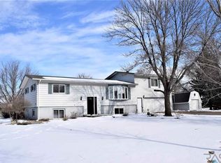 46462 Inca Dr, Hartford, SD 57033