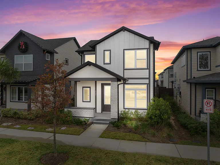 6504 Barnstorm Way — Photo 1