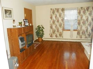 15 Stevens Rd APT 4, Worcester, MA 01603