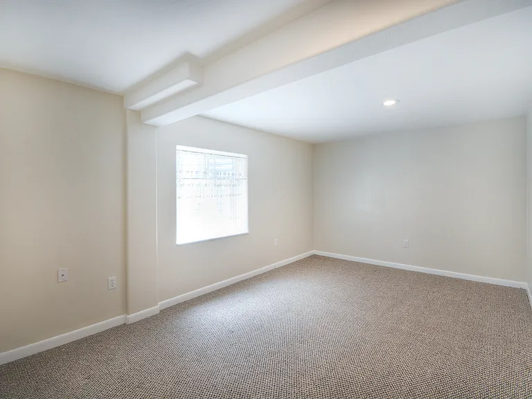 1325 Legend Oak Dr — Photo 12
