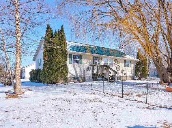 602 E 15th St, Washington, IA 52353