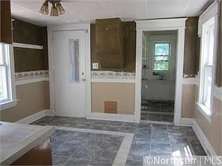 3rd image of 698 Blair Ave