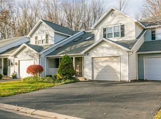 43 Pumpkin Hl, Rochester, NY 14624